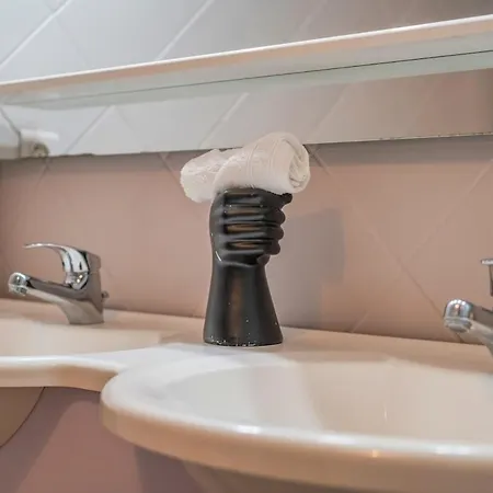 Дом отдыха Le Loft Triplex 200m2 Avec Billard Au Centre-ville *