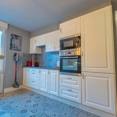 Le Loft Triplex 200m2 Avec Billard Au Centre-ville Σπίτι διακοπών