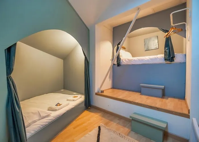 Le Loft Triplex 200m2 Avec Billard Au Centre-ville Σπίτι διακοπών