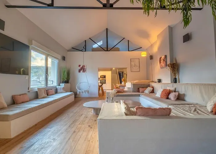 Σπίτι διακοπών Le Loft Triplex 200m2 Avec Billard Au Centre-ville Επερνέ