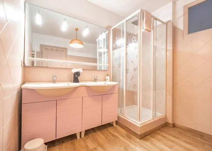 Σπίτι διακοπών Le Loft Triplex 200m2 Avec Billard Au Centre-ville *