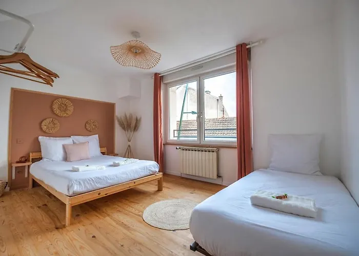 Le Loft Triplex 200m2 Avec Billard Au Centre-ville Σπίτι διακοπών Επερνέ