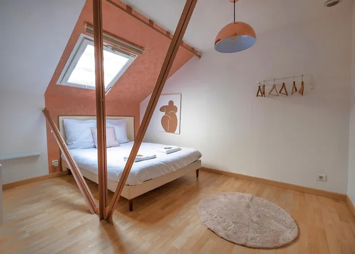 Le Loft Triplex 200m2 Avec Billard Au Centre-ville Σπίτι διακοπών Επερνέ