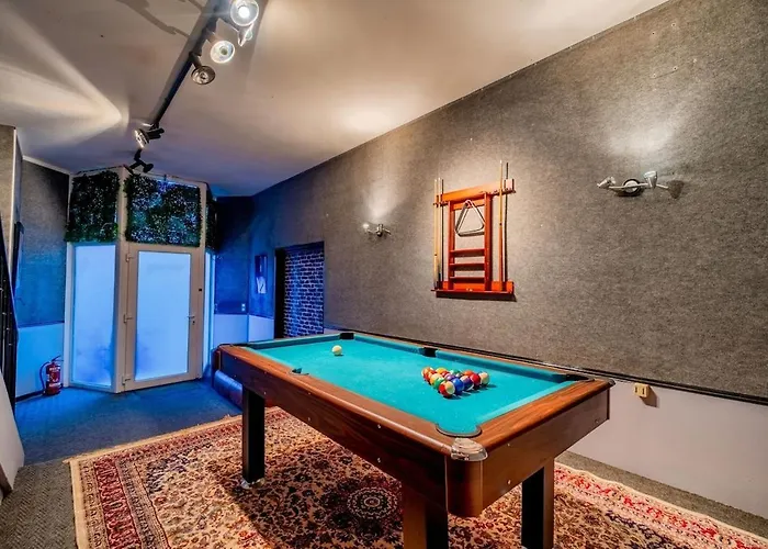 Le Loft Triplex 200m2 Avec Billard Au Centre-ville Επερνέ